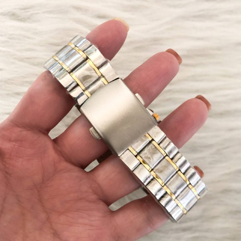 ساعت مردانه مارک کاسیو بنداستیل دو رنگ صفحه نقره ای کد 369011